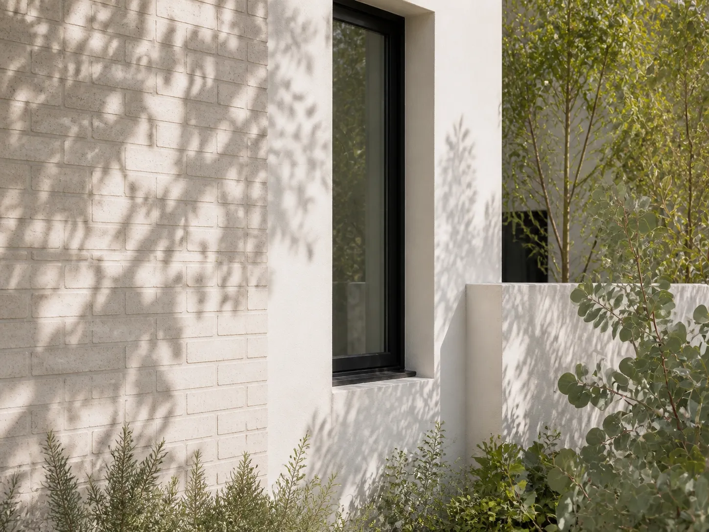Modern Australian courtyard wall detail