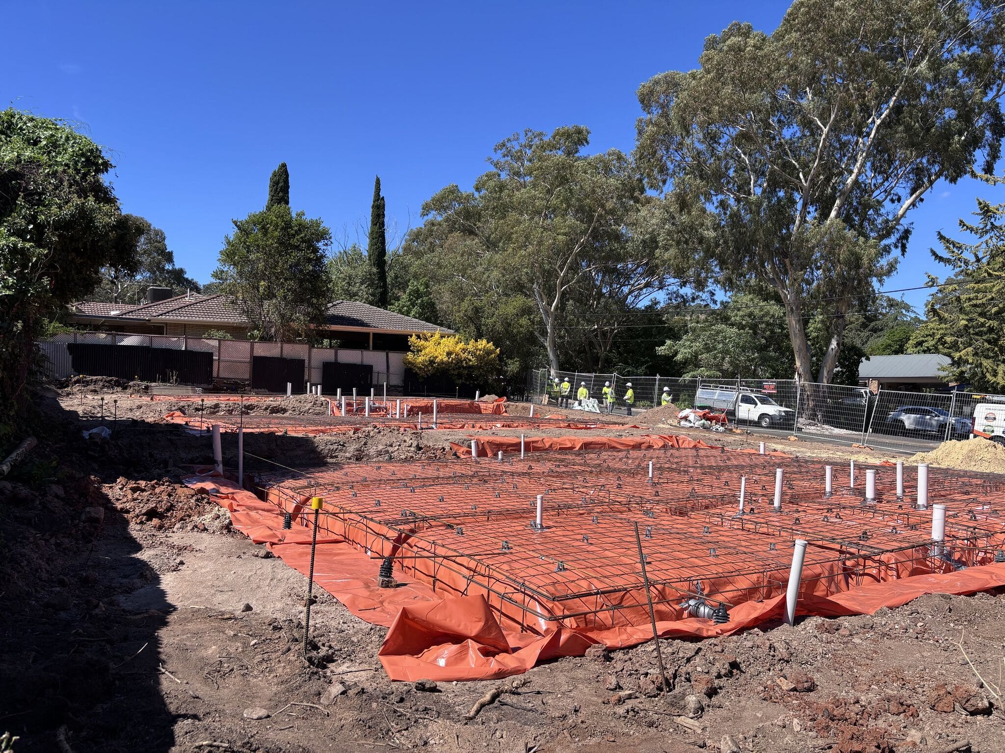 TAFE SA students and Cyberidge team at site briefing, Vista project